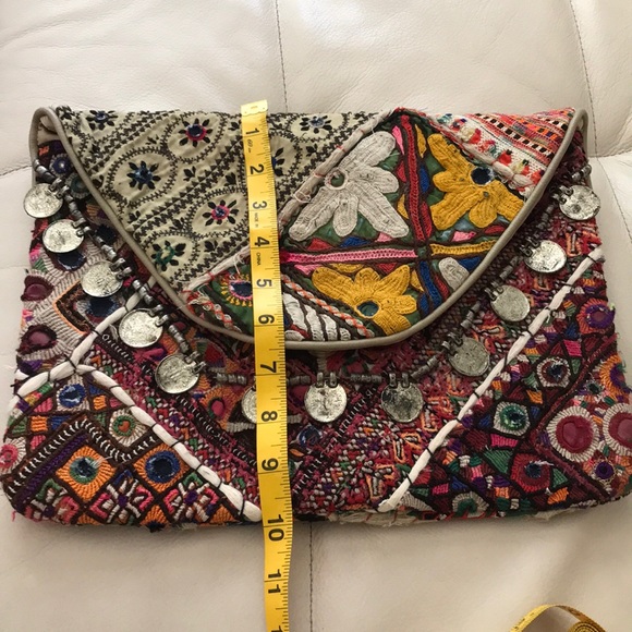 Anthropologie Embroidered Clutch. - Picture 7 of 7